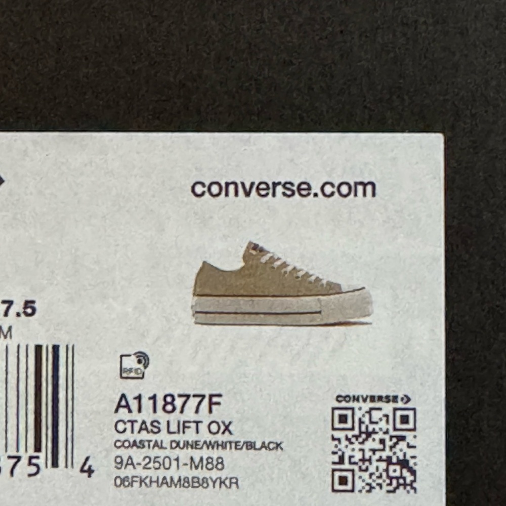 Women’s converse platforms size 11 - Picture 5 of 6